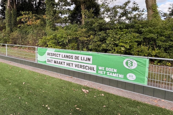 Nieuwe borden op ons sportpark: samen bouwen aan sportiviteit